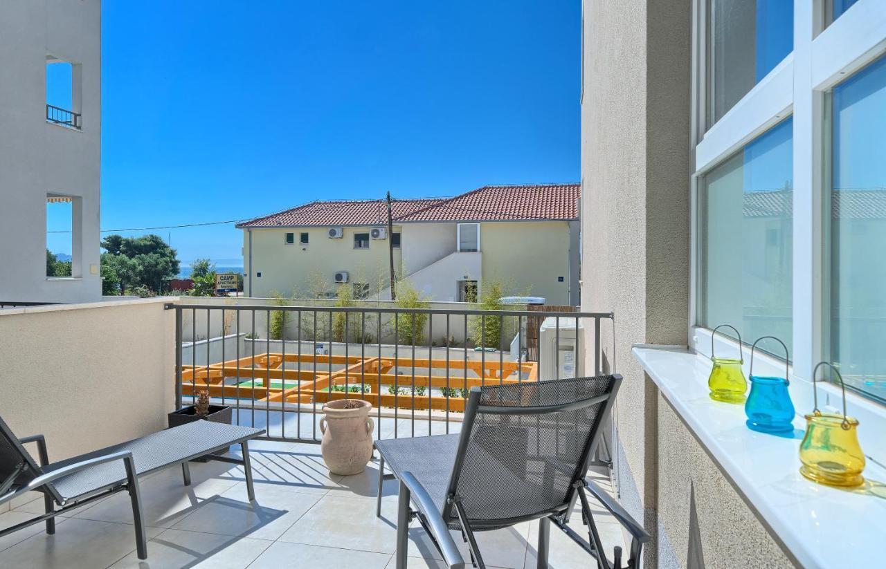 Terrace Apartment Danny Kastela Exterior photo