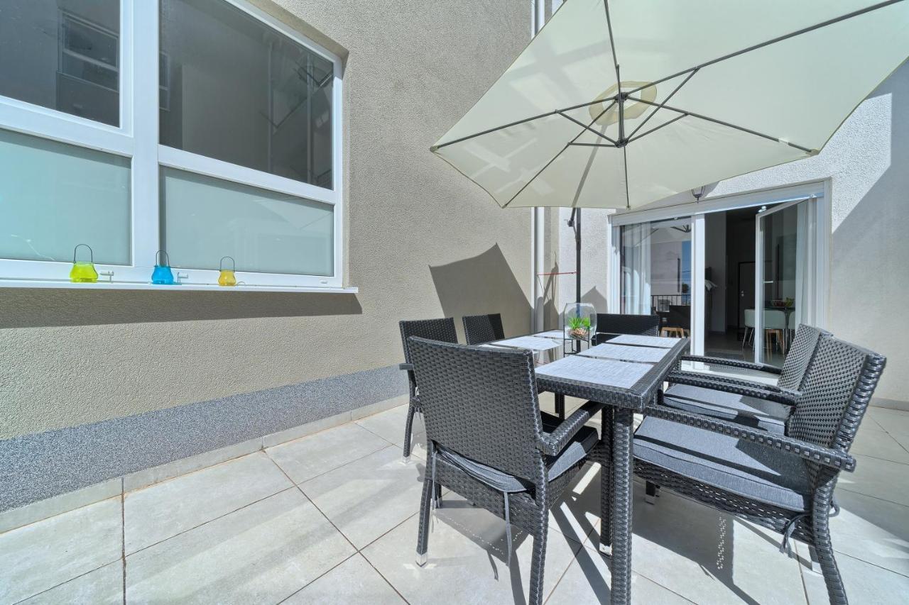 Terrace Apartment Danny Kastela Exterior photo