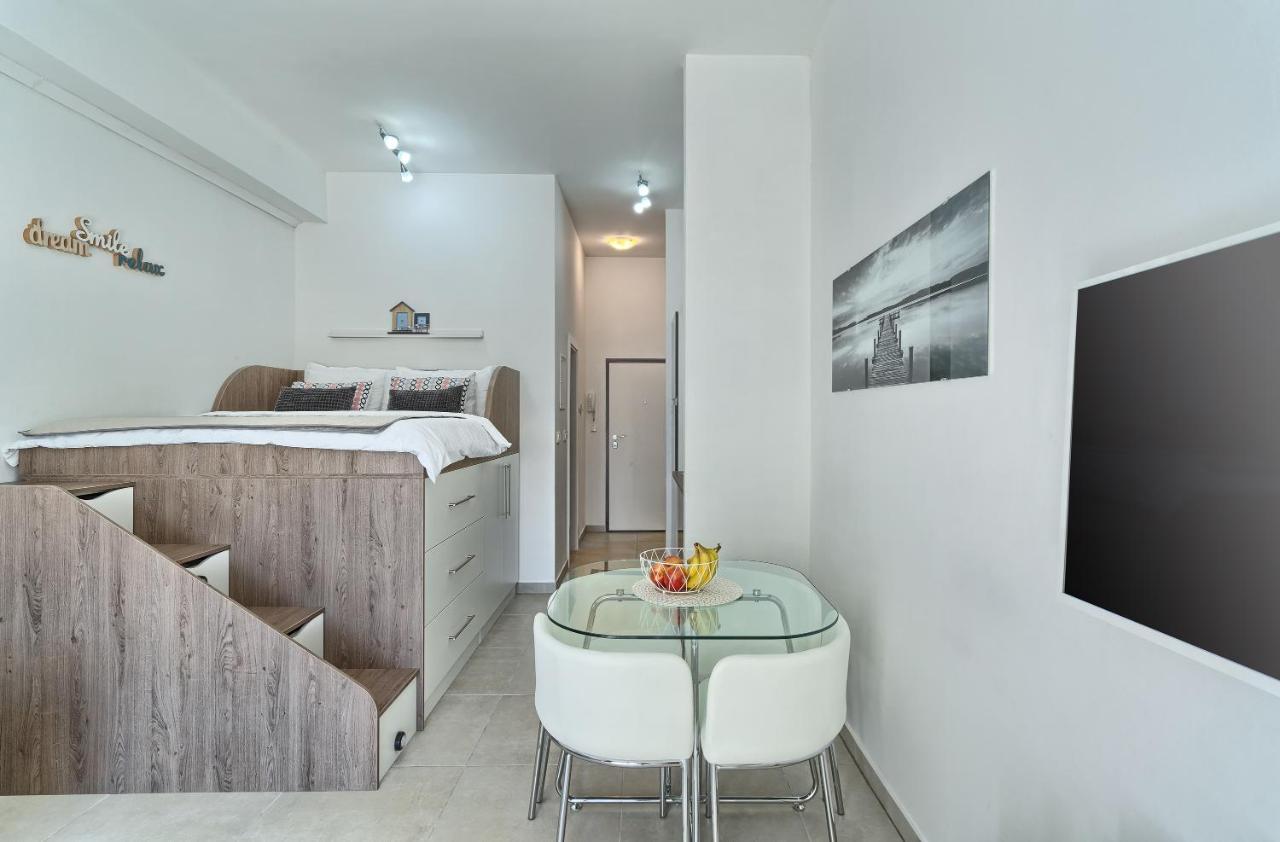 Terrace Apartment Danny Kastela Exterior photo